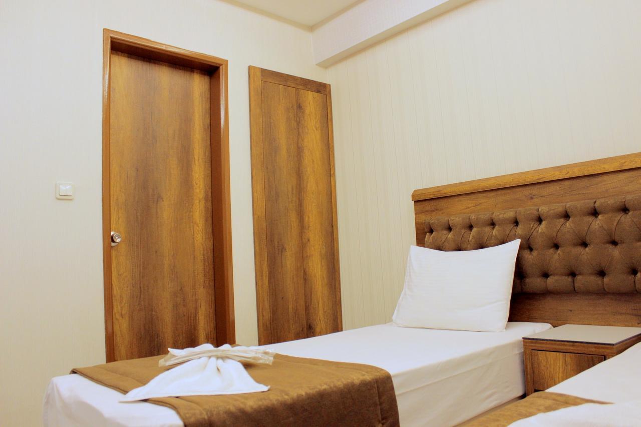 Hotel Buyuk Paris Istanbul Exterior photo